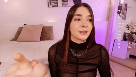 Snapshot of lexiee_grey_ chatting on March 4, 2025, 12:12 pm Lexie  online show from March 4, 2025, 12:12 pm