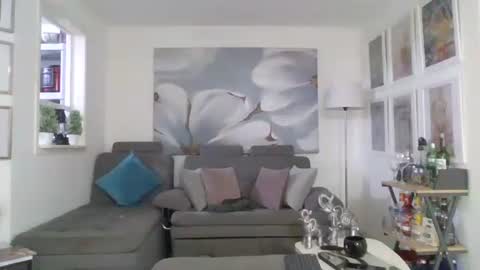 Snapshot of lexxandbuster chatting on October 28, 2025, 6:43 pm LEXX BUSTER online show from October 28, 2025, 6:43 pm