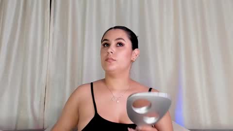 Snapshot of lexy_from_heaven chatting on February 6, 2025, 12:11 am From Heaven My Lovely Baby online show from February 6, 2025, 12:11 am