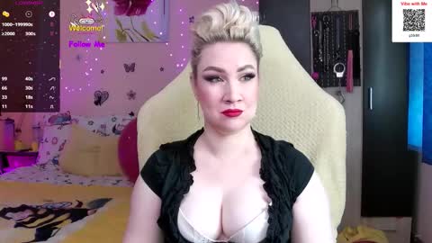 Lexy online show from October 19, 2025, 12:28 pm