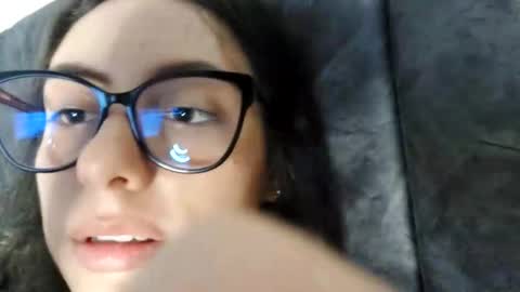 Snapshot of liaa_cute_ chatting on December 21, 2024, 3:25 am   lia  online show from December 21, 2024, 3:25 am