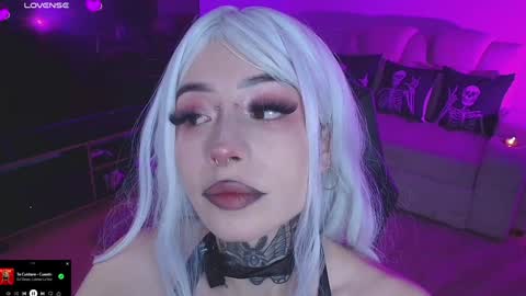 Snapshot of liaa_rodriguezz chatting on February 7, 2025, 7:38 pm Liaa online show from February 7, 2025, 7:38 pm