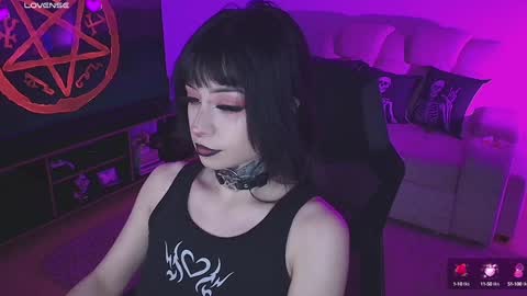 Snapshot of liaa_rodriguezz chatting on February 8, 2025, 7:49 pm Liaa online show from February 8, 2025, 7:49 pm