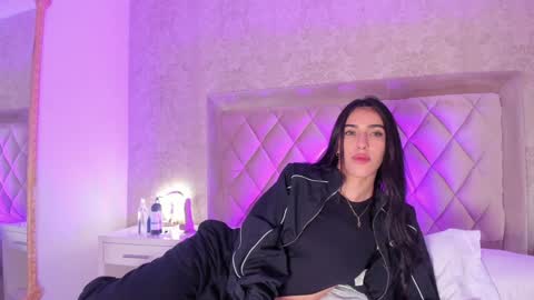 Lia online show from January 21, 2025, 4:10 am