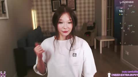 Snapshot of lialilia chatting on March 12, 2025, 4:56 pm lialilia online show from March 12, 2025, 4:56 pm