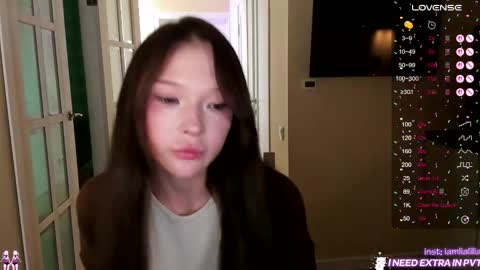 Snapshot of lialilia chatting on October 16, 2025, 2:51 pm lialilia online show from October 16, 2025, 2:51 pm