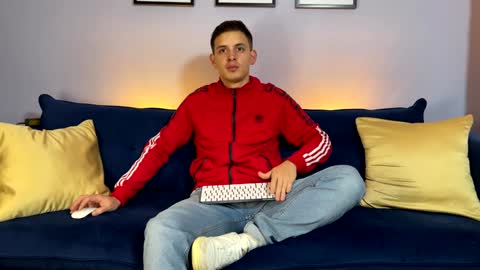 Snapshot of liam_enzho chatting on January 22, 2025, 1:10 am Liam online show from January 22, 2025, 1:10 am