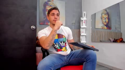 Snapshot of liam_walk chatting on January 6, 2025, 11:29 am Liam online show from January 6, 2025, 11:29 am