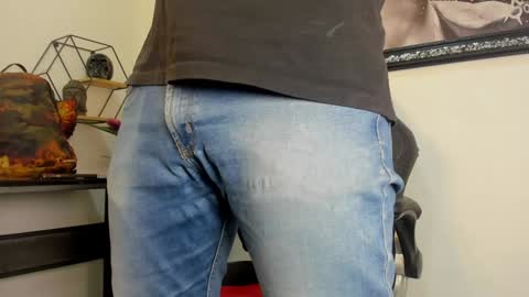 Snapshot of liam_walk chatting on January 29, 2025, 3:04 pm Liam online show from January 29, 2025, 3:04 pm