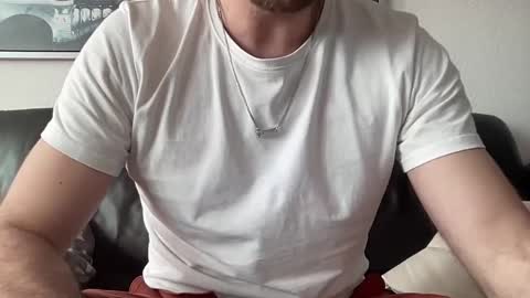 Snapshot of liamnilod chatting on December 30, 2024, 10:43 am Chris online show from December 30, 2024, 10:43 am