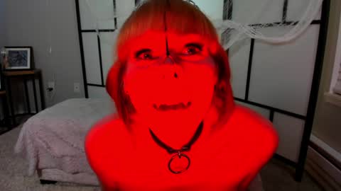 Snapshot of liannalawson chatting on January 1, 2025, 7:20 am Lianna Lawson online show from January 1, 2025, 7:20 am