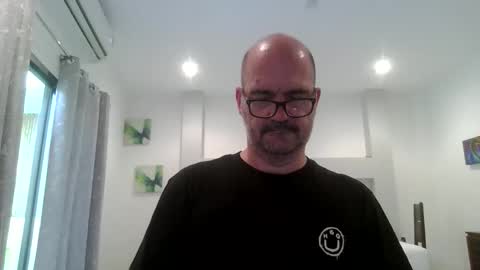 Snapshot of libertarians1972 chatting on October 29, 2025, 6:04 am Cockcentric online show from October 29, 2025, 6:04 am