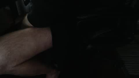 lickerxx46 online show from November 8, 2025, 11:32 am