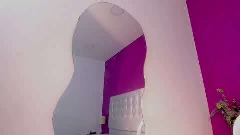 Snapshot of lievelinng chatting on September 10, 2025, 11:49 pm lievelinng online show from September 10, 2025, 11:49 pm