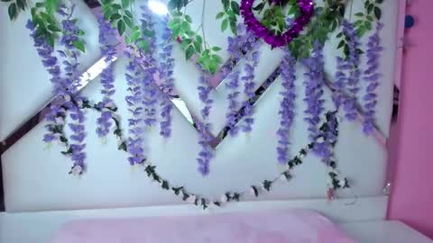 Snapshot of liinzy_rouse chatting on September 16, 2025, 2:18 pm Brittany online show from September 16, 2025, 2:18 pm