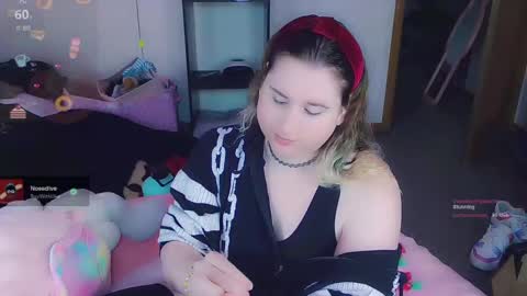 Snapshot of lil_alison_heart chatting on November 1, 2025, 1:57 pm Lil Alison Heart online show from November 1, 2025, 1:57 pm