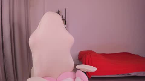 Snapshot of lil_happiness chatting on October 15, 2025, 7:47 pm for free registration 3 online show from October 15, 2025, 7:47 pm