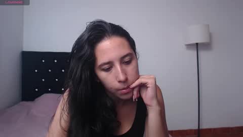 Snapshot of lilacream chatting on October 2, 2025, 2:57 pm Lila Cream online show from October 2, 2025, 2:57 pm