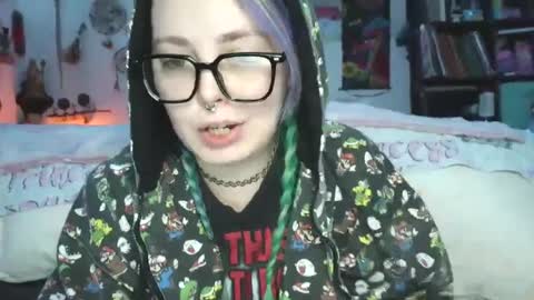 Snapshot of lilemmy1999 chatting on December 12, 2024, 9:04 pm emily ryanson online show from December 12, 2024, 9:04 pm