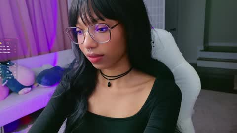 Snapshot of lileviemarie chatting on February 13, 2025, 2:23 am evie online show from February 13, 2025, 2:23 am