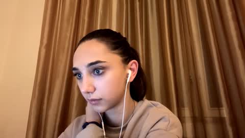 Snapshot of lilihalvorsen chatting on September 26, 2025, 11:20 pm Lina online show from September 26, 2025, 11:20 pm