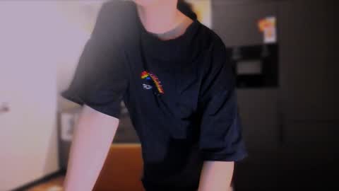 Snapshot of lililaluna chatting on December 4, 2024, 5:33 pm             ...  online show from December 4, 2024, 5:33 pm