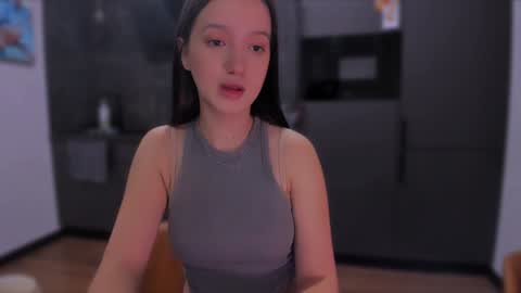 Snapshot of lililaluna chatting on December 15, 2024, 5:53 pm             ...  online show from December 15, 2024, 5:53 pm