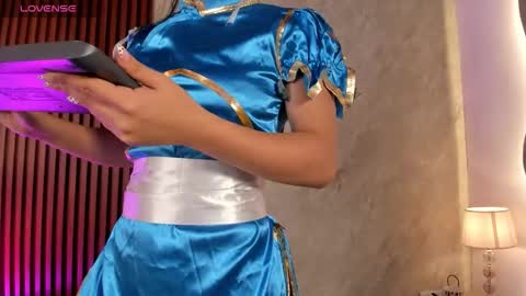 Snapshot of lilith__rosse chatting on October 19, 2025, 12:50 pm Lilith Rosse online show from October 19, 2025, 12:50 pm