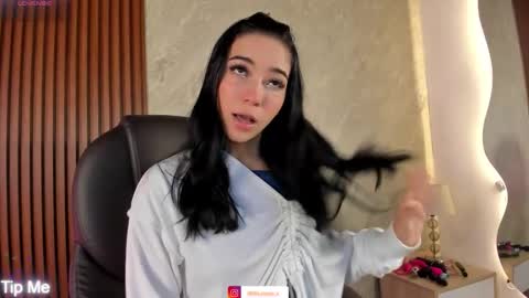 Snapshot of lilith__rosse chatting on October 21, 2025, 12:39 pm Lilith Rosse online show from October 21, 2025, 12:39 pm