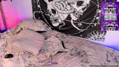 Snapshot of lilith_jovovich chatting on December 28, 2024, 5:23 am              online show from December 28, 2024, 5:23 am