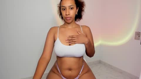 Snapshot of lilith_vision chatting on January 19, 2025, 4:22 am Alejandra  online show from January 19, 2025, 4:22 am