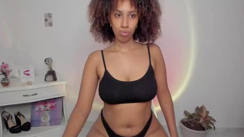 Snapshot of lilith_vision chatting on February 25, 2025, 7:20 am Alejandra  online show from February 25, 2025, 7:20 am
