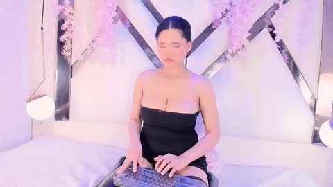 Snapshot of lilithadams11 chatting on November 1, 2025, 11:07 pm    online show from November 1, 2025, 11:07 pm