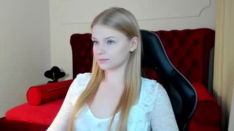 Snapshot of lilitrosen chatting on September 30, 2025, 5:40 pm lilitrosen online show from September 30, 2025, 5:40 pm