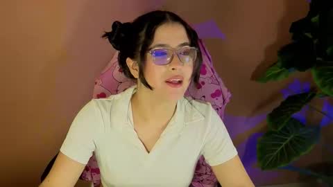 Snapshot of lillianderson chatting on September 13, 2025, 11:54 am lillianderson - Next stream start at 0700hs GTM-3 online show from September 13, 2025, 11:54 am