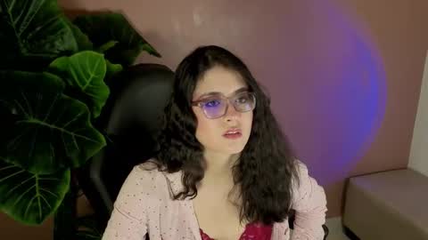 Snapshot of lillianderson chatting on September 30, 2025, 11:48 am lillianderson - Next stream start at 0700hs GTM-3 online show from September 30, 2025, 11:48 am