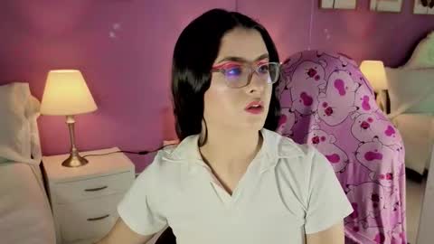 Snapshot of lillianderson chatting on October 8, 2025, 11:41 am lillianderson - Next stream start at 0700hs GTM-3 online show from October 8, 2025, 11:41 am