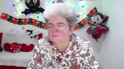 Lilu online show from October 16, 2025, 12:28 pm