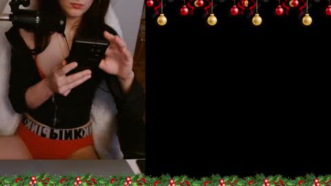 Snapshot of lilythrone chatting on December 25, 2024, 3:50 am Lily Rone online show from December 25, 2024, 3:50 am