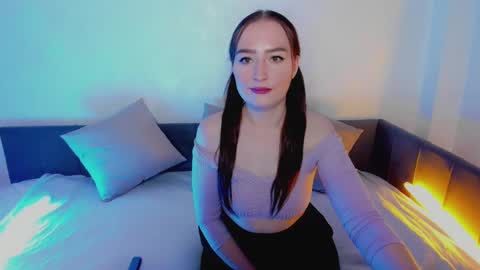 Snapshot of lina_flawless chatting on March 3, 2025, 1:53 am Lina online show from March 3, 2025, 1:53 am