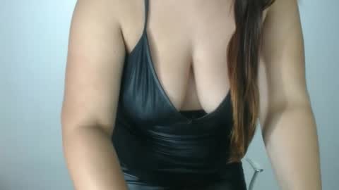 Snapshot of lina_playful chatting on September 16, 2025, 10:16 am iiisabella online show from September 16, 2025, 10:16 am