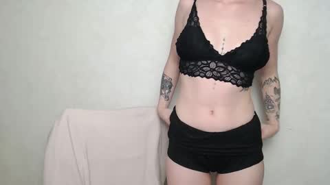 Snapshot of linacute52 chatting on October 9, 2025, 3:43 pm linacute52 online show from October 9, 2025, 3:43 pm