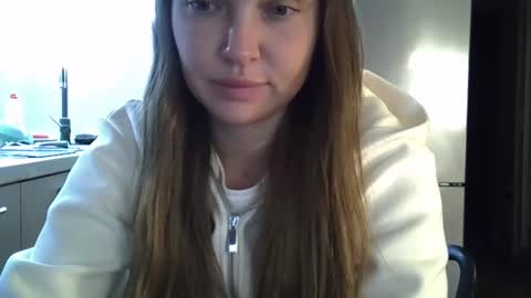 Anna online show from October 16, 2025, 6:31 pm