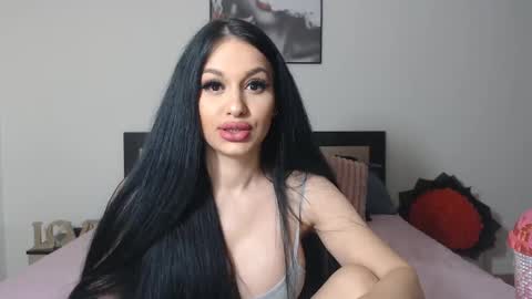 Snapshot of lisa104739 chatting on December 20, 2024, 1:14 am Lisa online show from December 20, 2024, 1:14 am