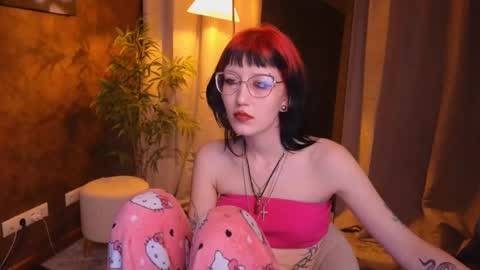 Snapshot of lissaros chatting on February 14, 2025, 11:10 am lissaros online show from February 14, 2025, 11:10 am