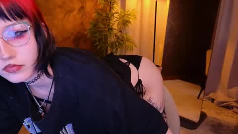 Snapshot of lissaros chatting on February 26, 2025, 8:04 am lissaros online show from February 26, 2025, 8:04 am