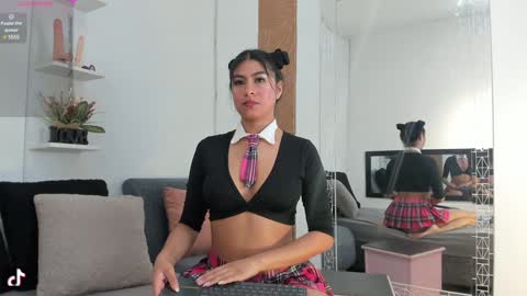 Snapshot of lissawild_ chatting on December 12, 2024, 1:28 pm ss  online show from December 12, 2024, 1:28 pm