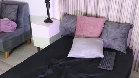 Snapshot of lissawild_ chatting on September 19, 2025, 8:20 pm ss  online show from September 19, 2025, 8:20 pm