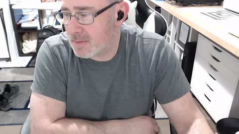 Snapshot of litemike7 chatting on February 26, 2025, 10:20 pm litemike7 online show from February 26, 2025, 10:20 pm