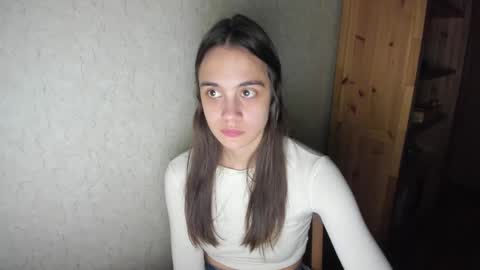 littleashleyy online show from November 20, 2025, 1:33 pm